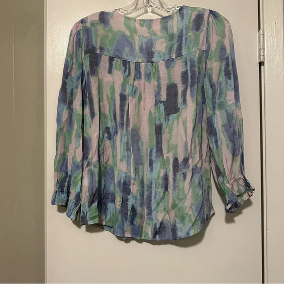 Hope and Harlow blue and green watercolor button down blouse size S - Picture 3 of 7